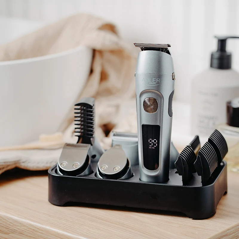 MULTIGROOM SET INGRIJIRE 6 IN 1 ADLER