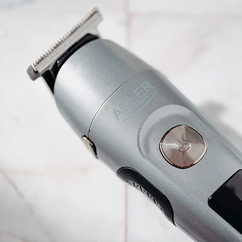 MULTIGROOM SET INGRIJIRE 6 IN 1 ADLER