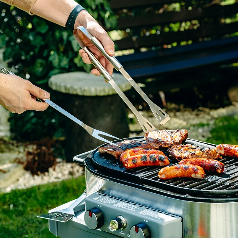 SET ACCESORII GRILL INOX CU HUSA AD 6730 ADLER