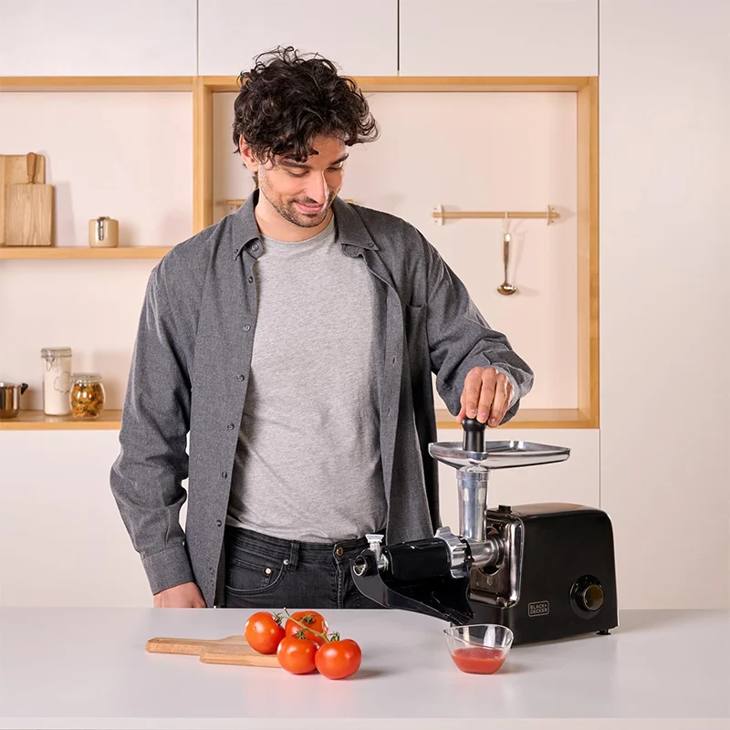 TOCATOR CARNE 2200W ACCESORII TAVAI NOX BLACK&DECKER