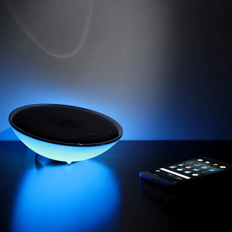 PDLU1@4 LAMPA LED 10W INCARCARE WIRELESS QI PLATINET