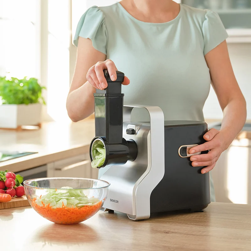MASINA DE TOCAT CARNE 700W SENCOR