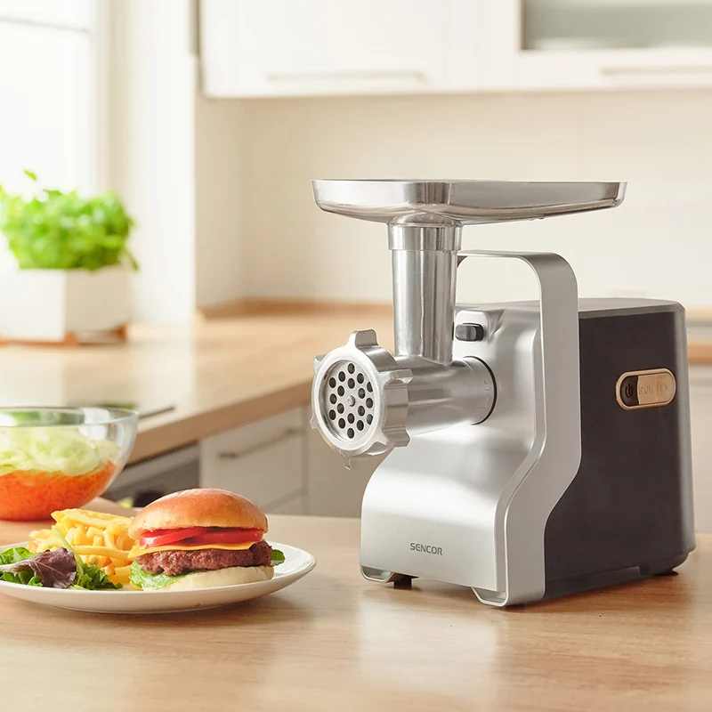 MASINA DE TOCAT CARNE 700W SENCOR